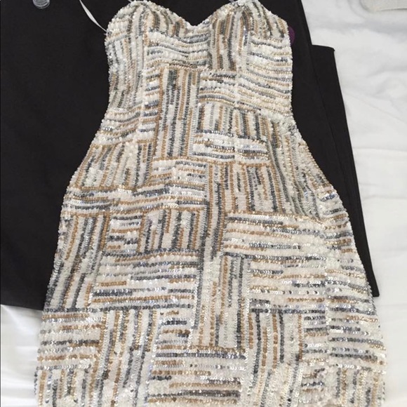 Scala Dress - Picture 3 of 8